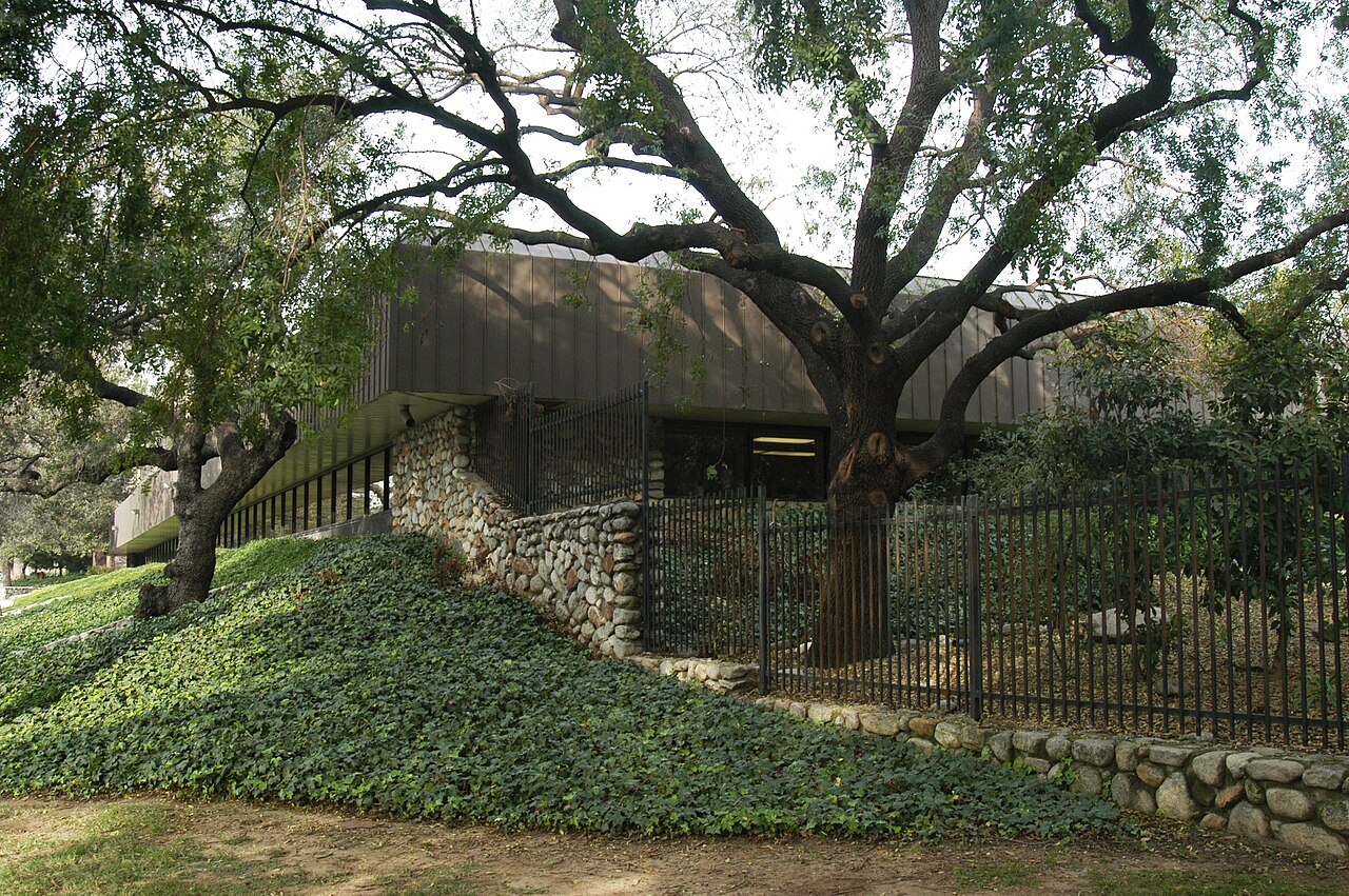 加州理工学院