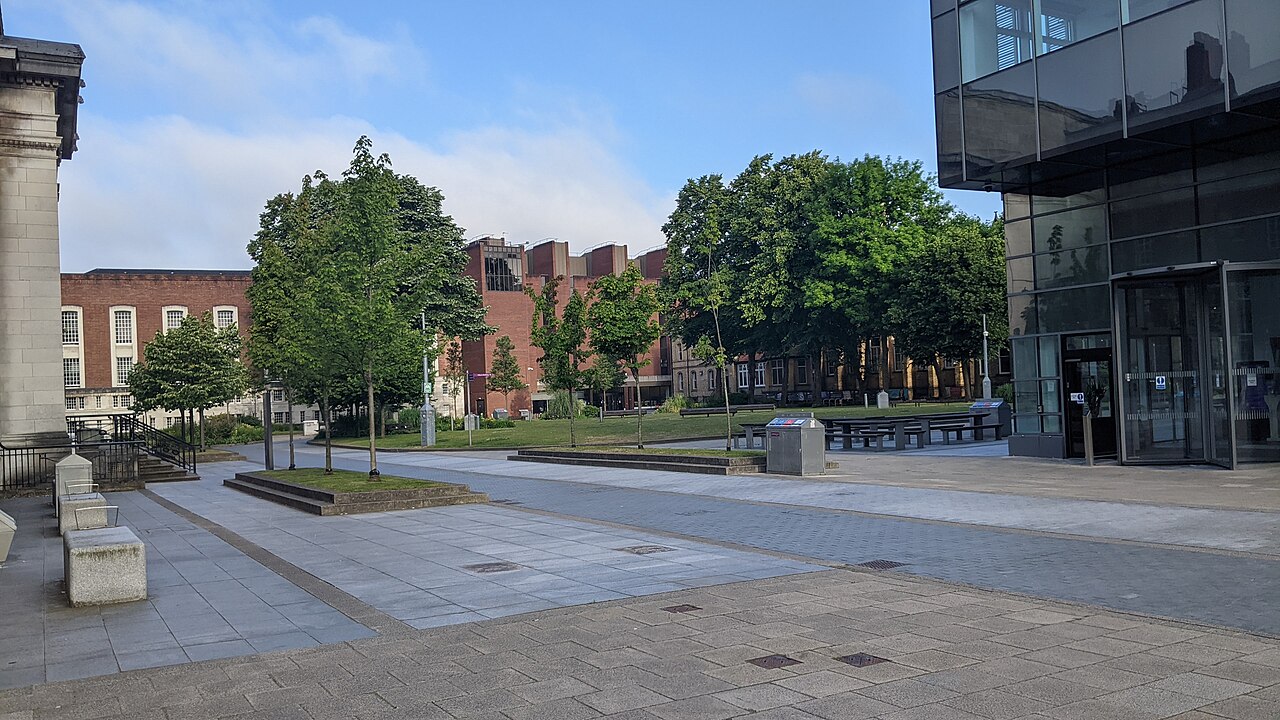 曼彻斯特大学