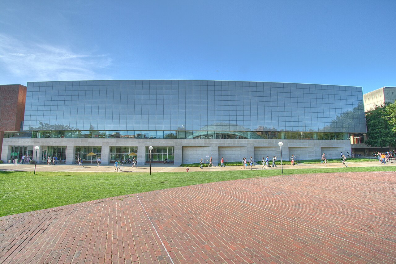 麻省理工学院
