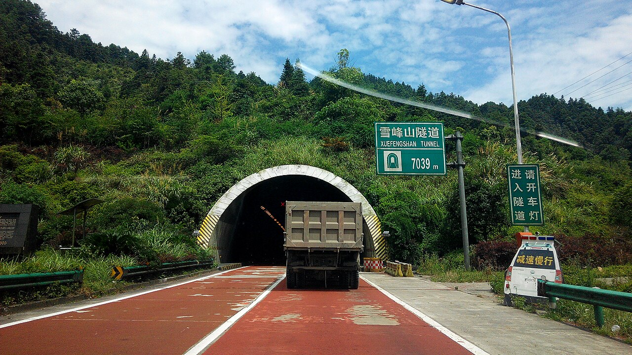 洪江