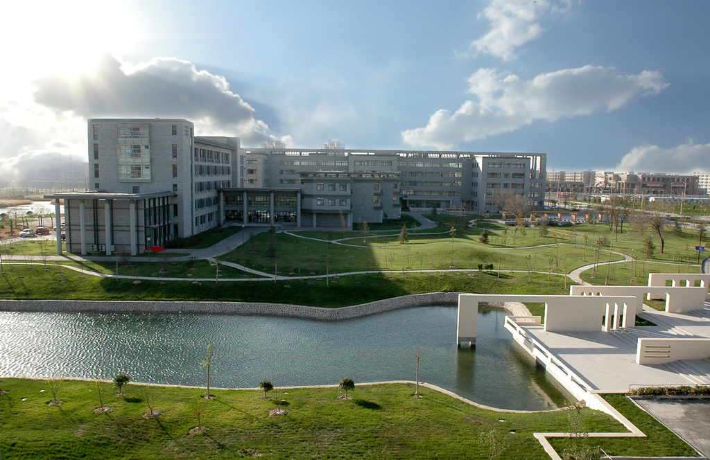 جامعة تيانجين التربوية