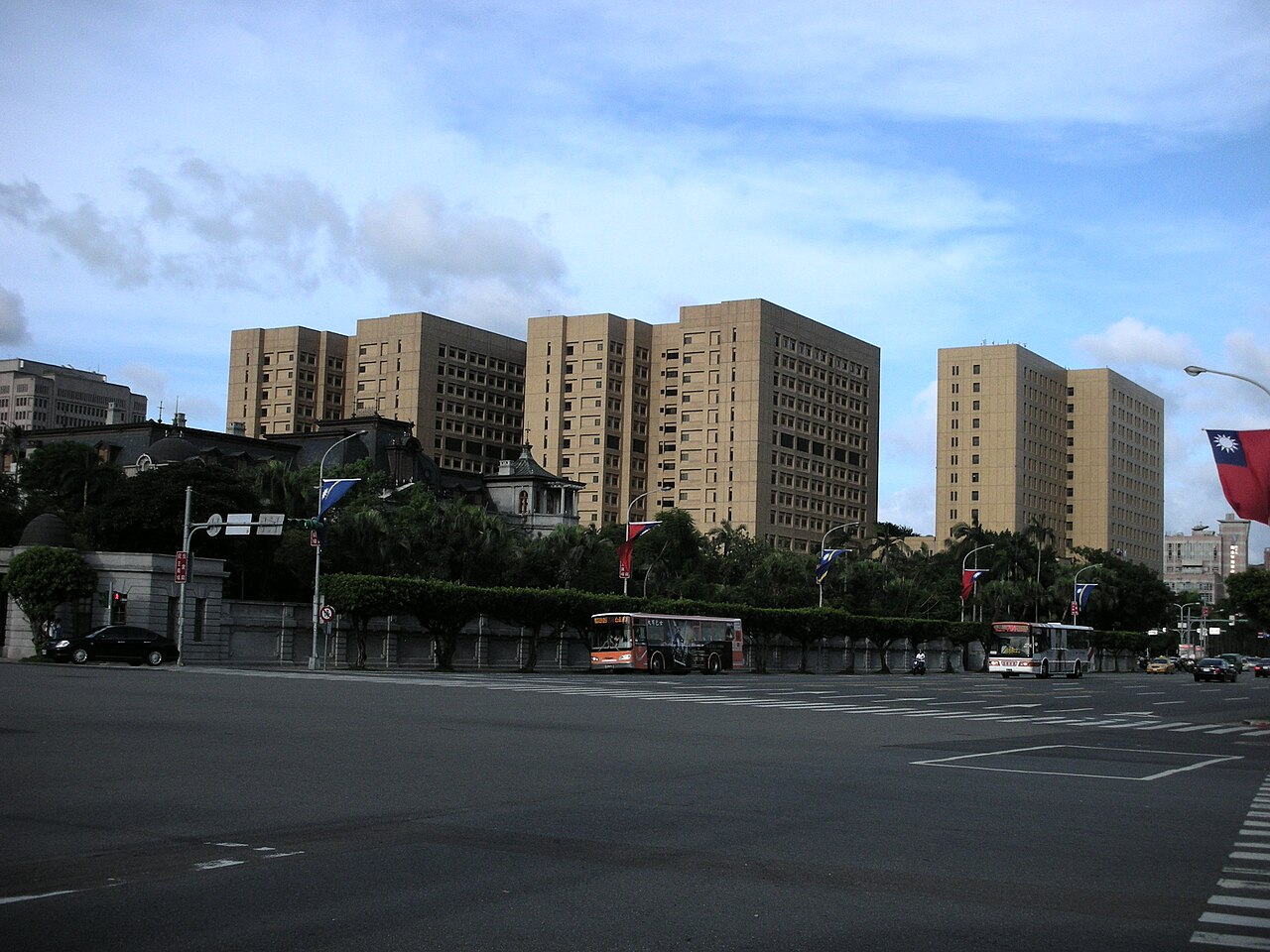 首都医科大学