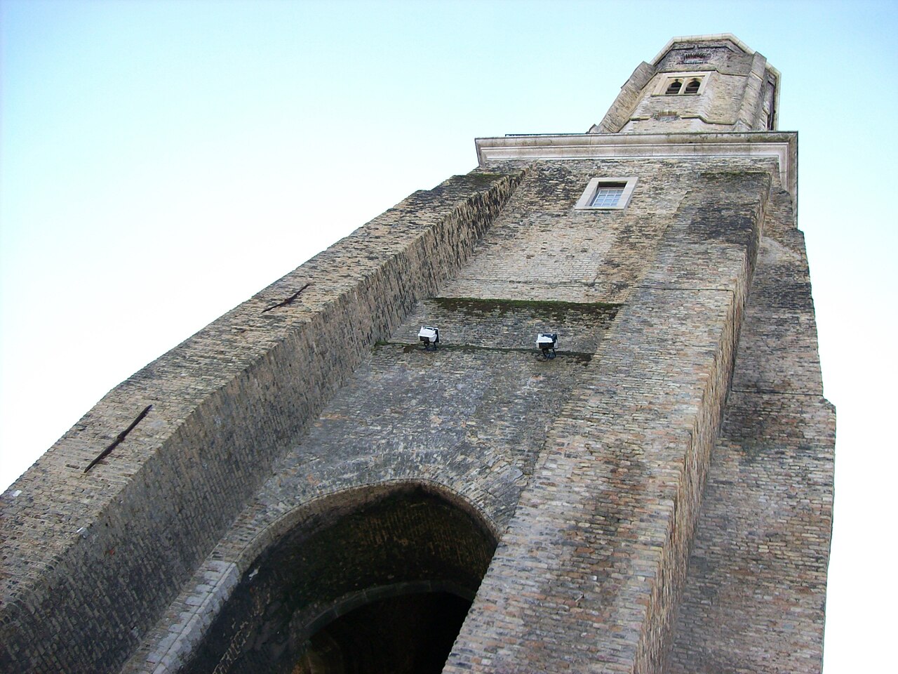 جامعة غويلين للتكنولوجيا الإلكترونية