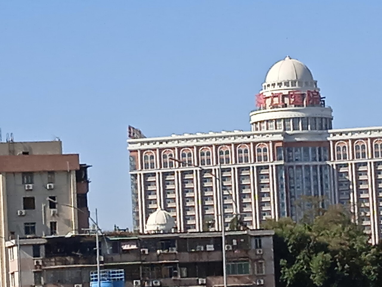 الجامعة الطبية الجنوبية