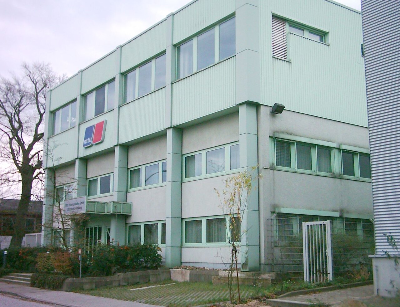 Tongren University