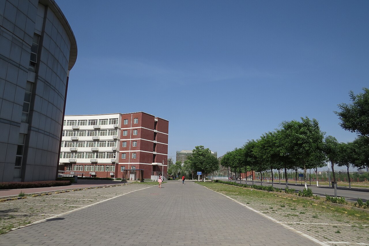 西华师范大学