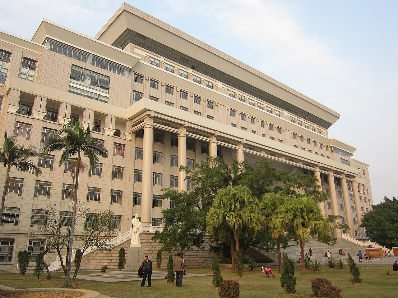广西大学