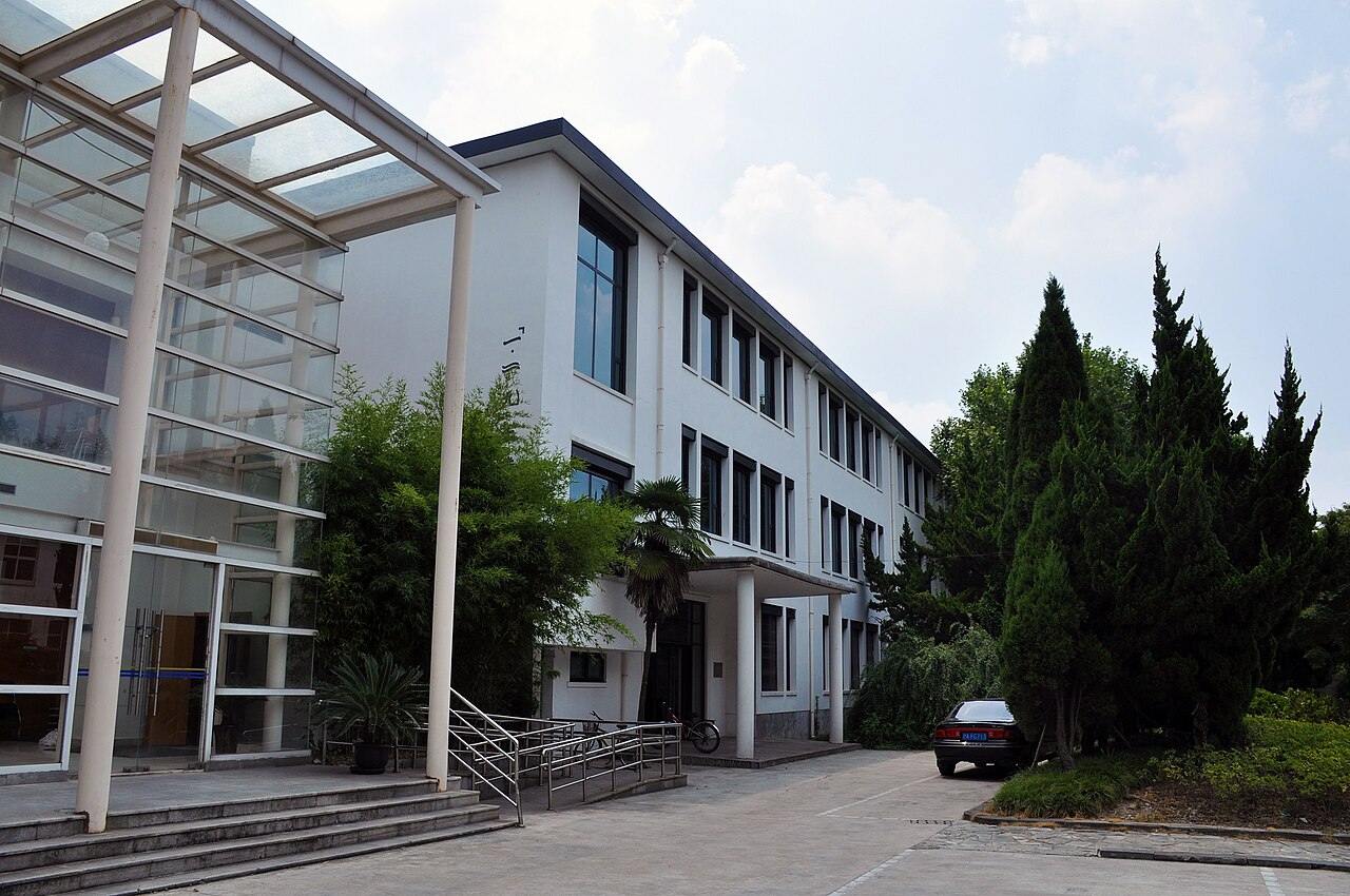 同济大学