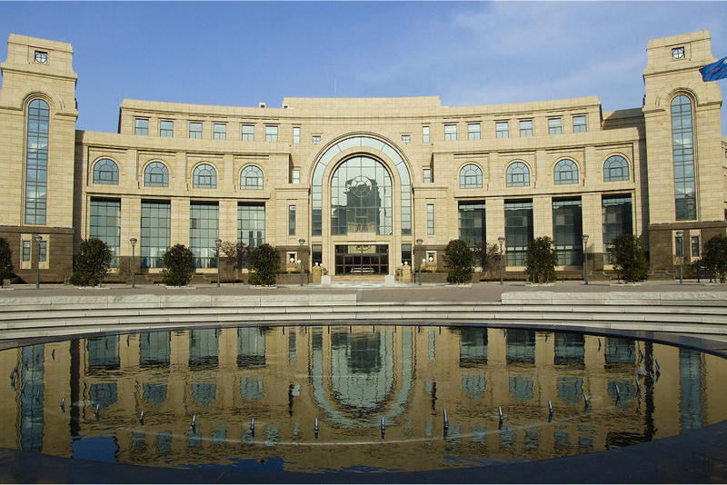 复旦大学