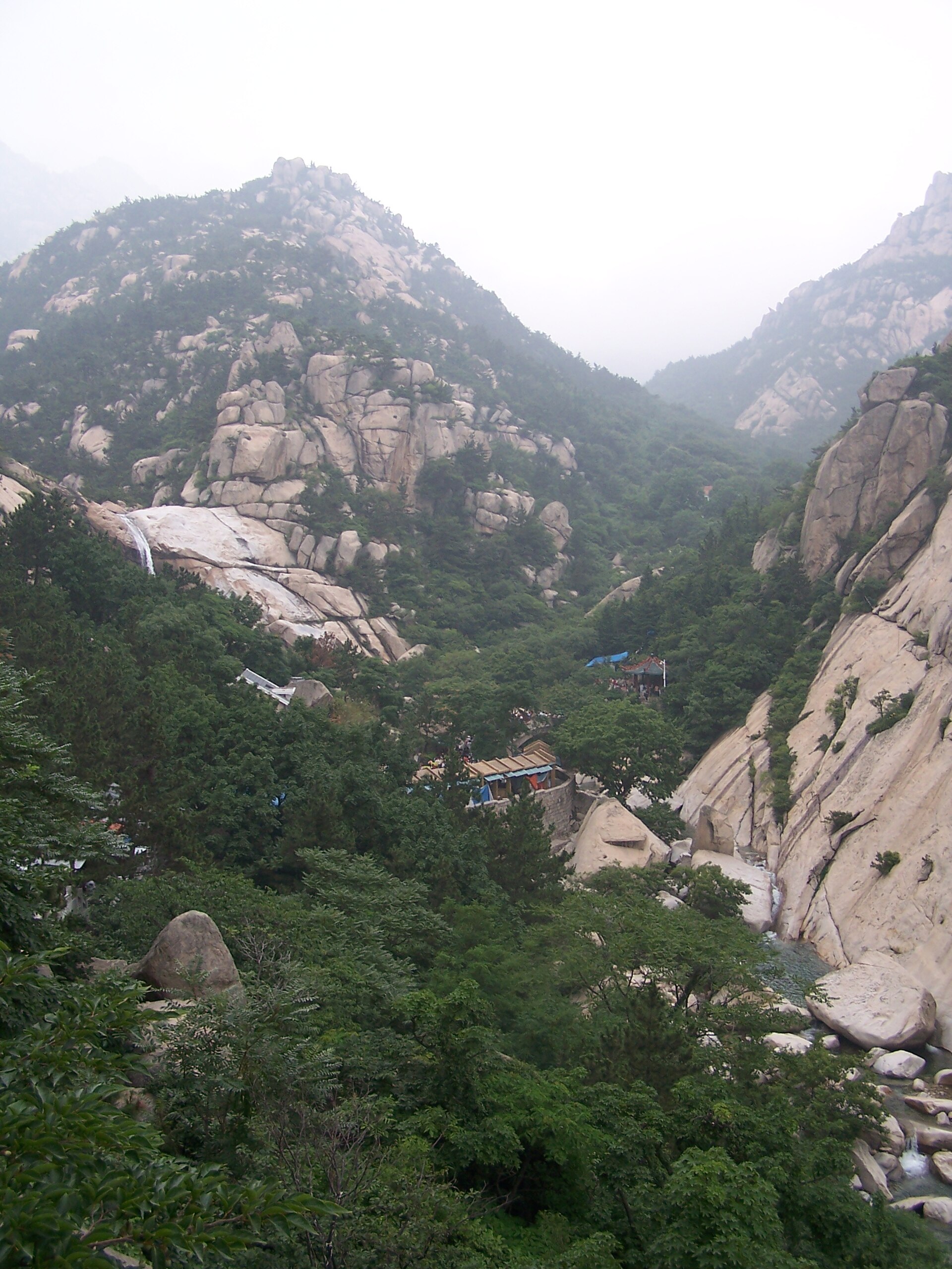 جبل لاوشان