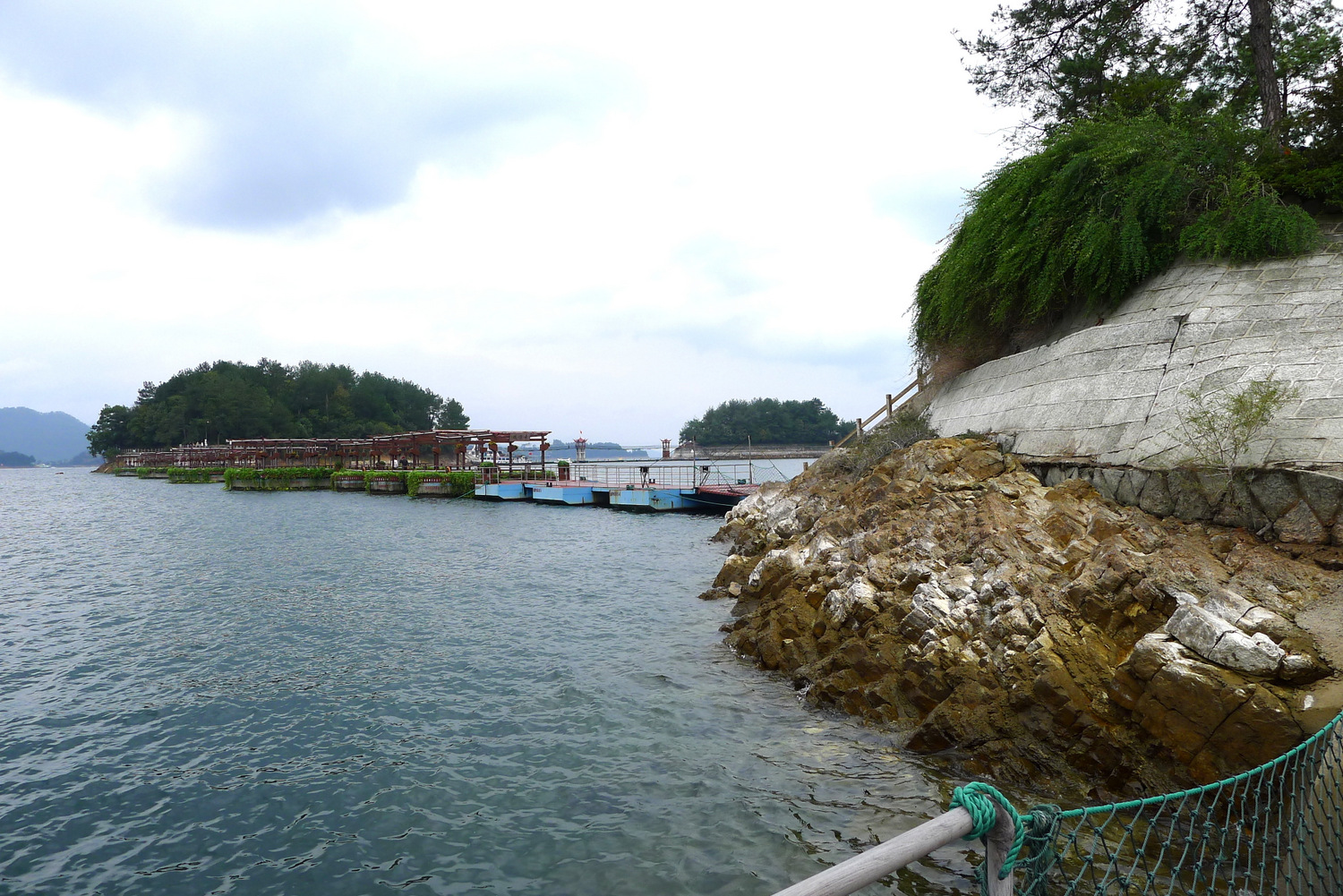 Qiandao Lake (Thousand Island Lake)