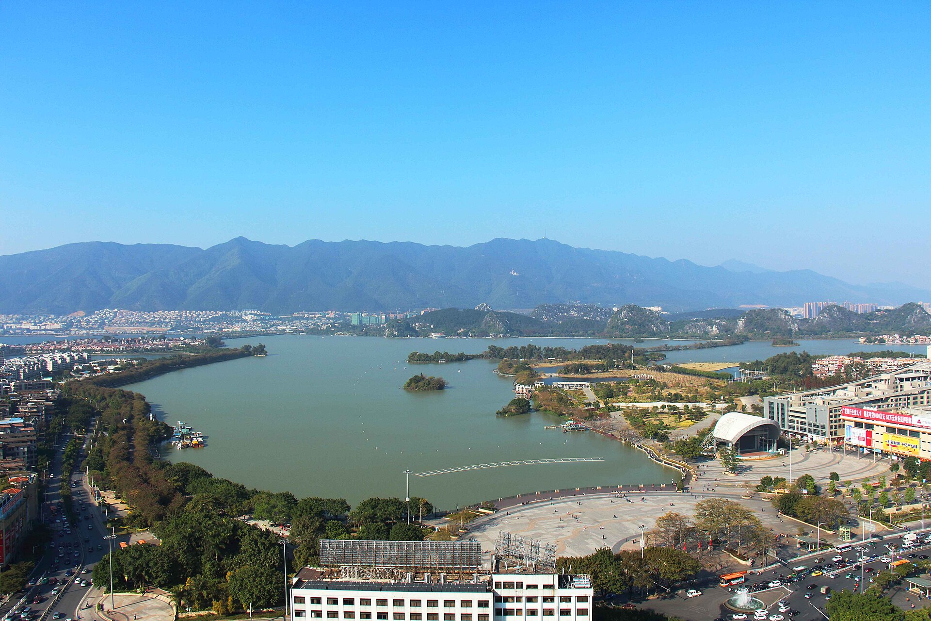 七星岩
