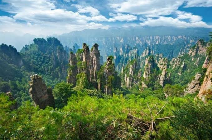 جبل بايون (الغيوم البيضاء)