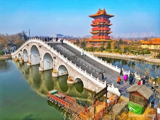 清明上河园
